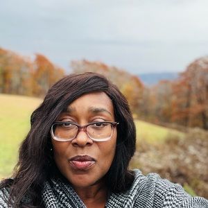 Meet your Posher, Candace